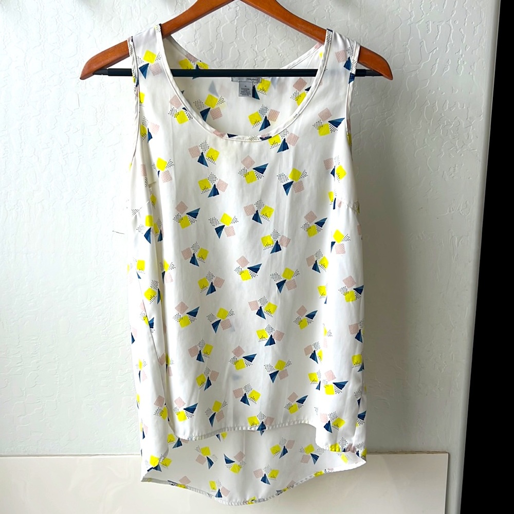 Halogen Tank in white with a fun print